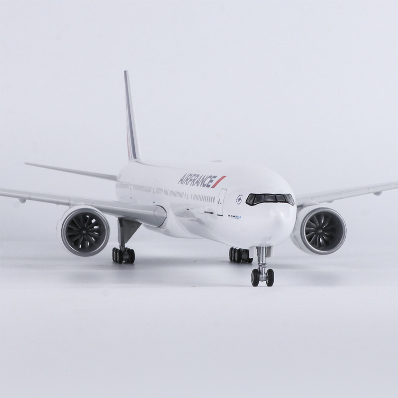 1/150 Ölçekli Büyük Boy Uçak 4 - Model Kit Plane incelemesi ve fiyatı