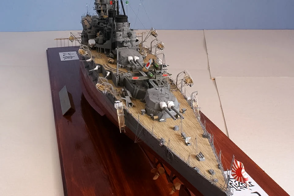 1:200 Ölçekli WW2 Savaş Gemisi - Model Kit Battleship incelemesi ve fiyatı